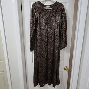 V. DE. VINSTER long sleeve maxi dress